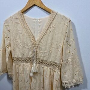Eyelet Lace Mini Dress Bohemian V Neck Tassel Bell Sleeve Cream‎ Small Romantic